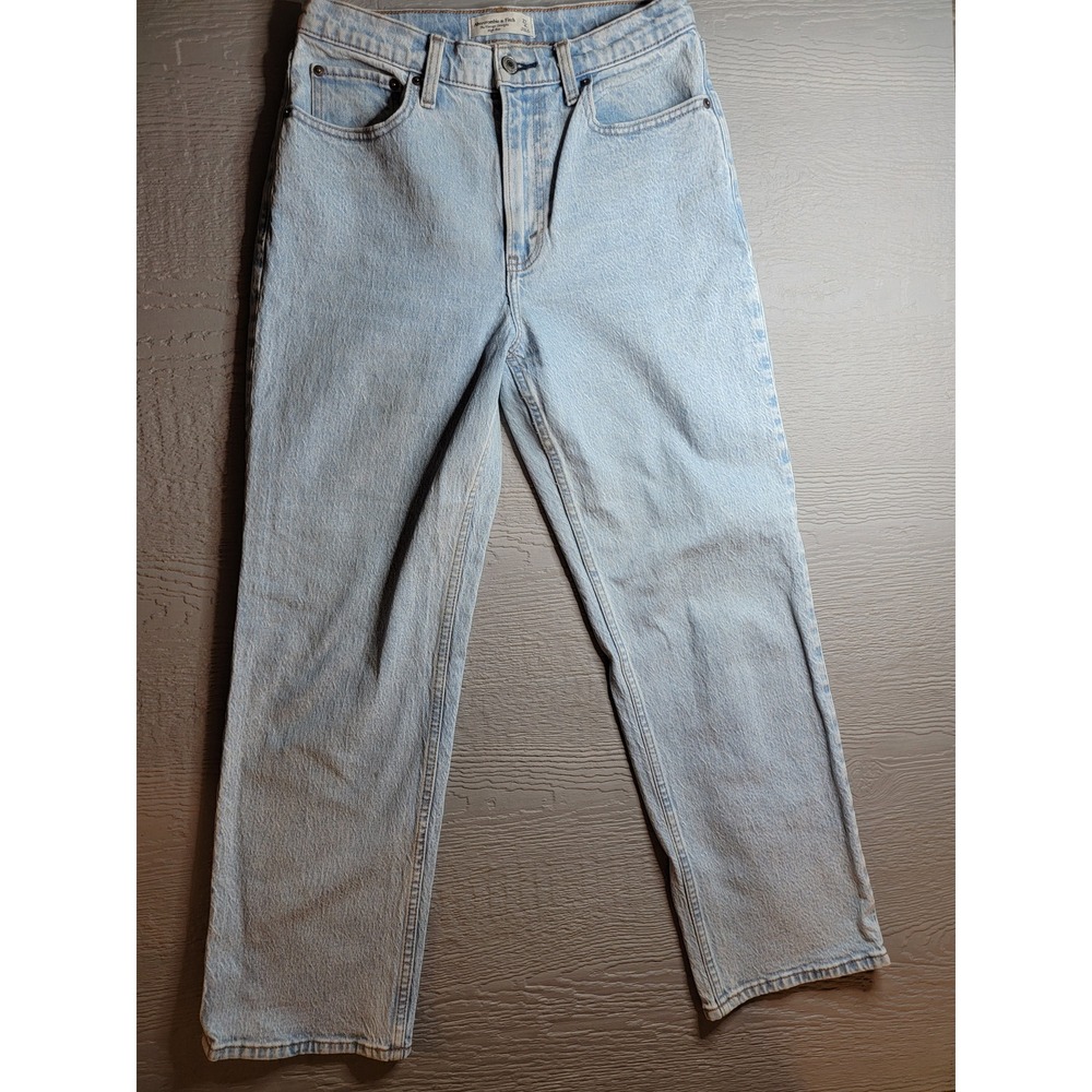 ♡Abercrombie & Fitch The Vintage Straight High Rise Light Wash Jeans 27 4R